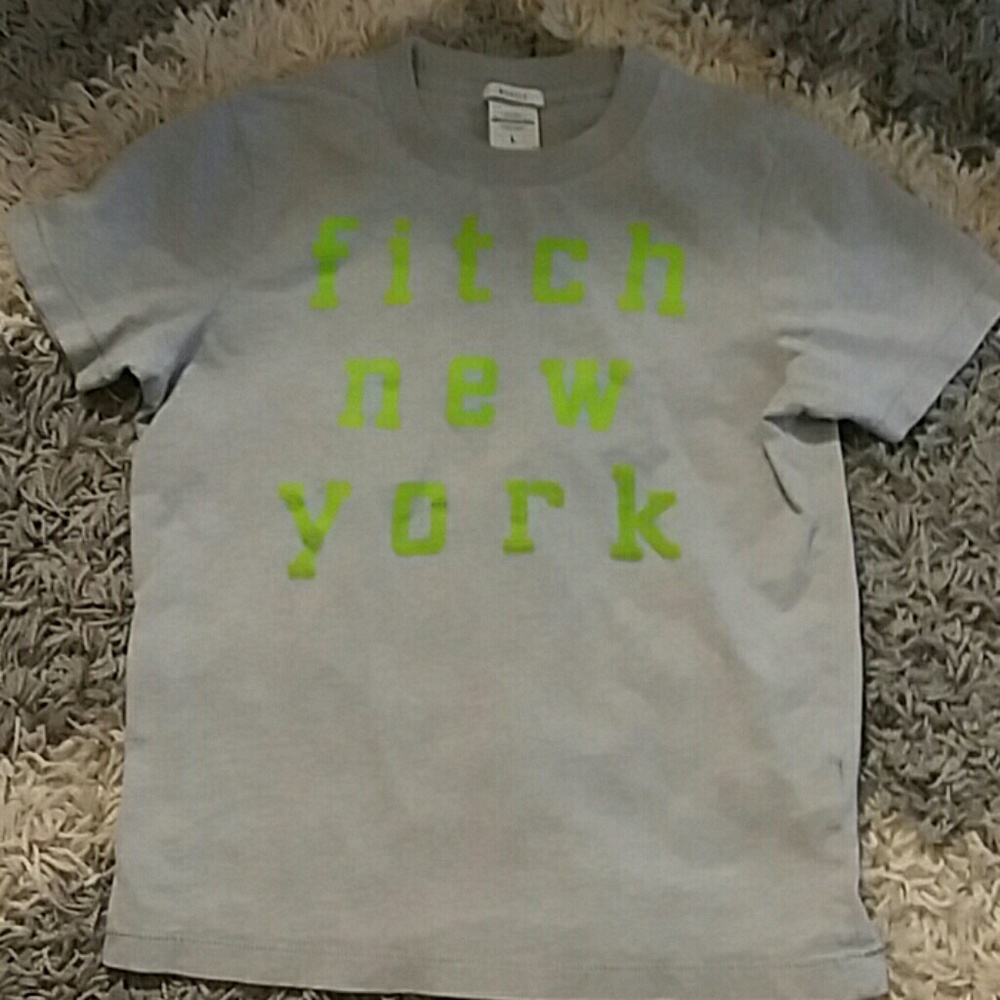 Abercrombie and Fitch t shirt
